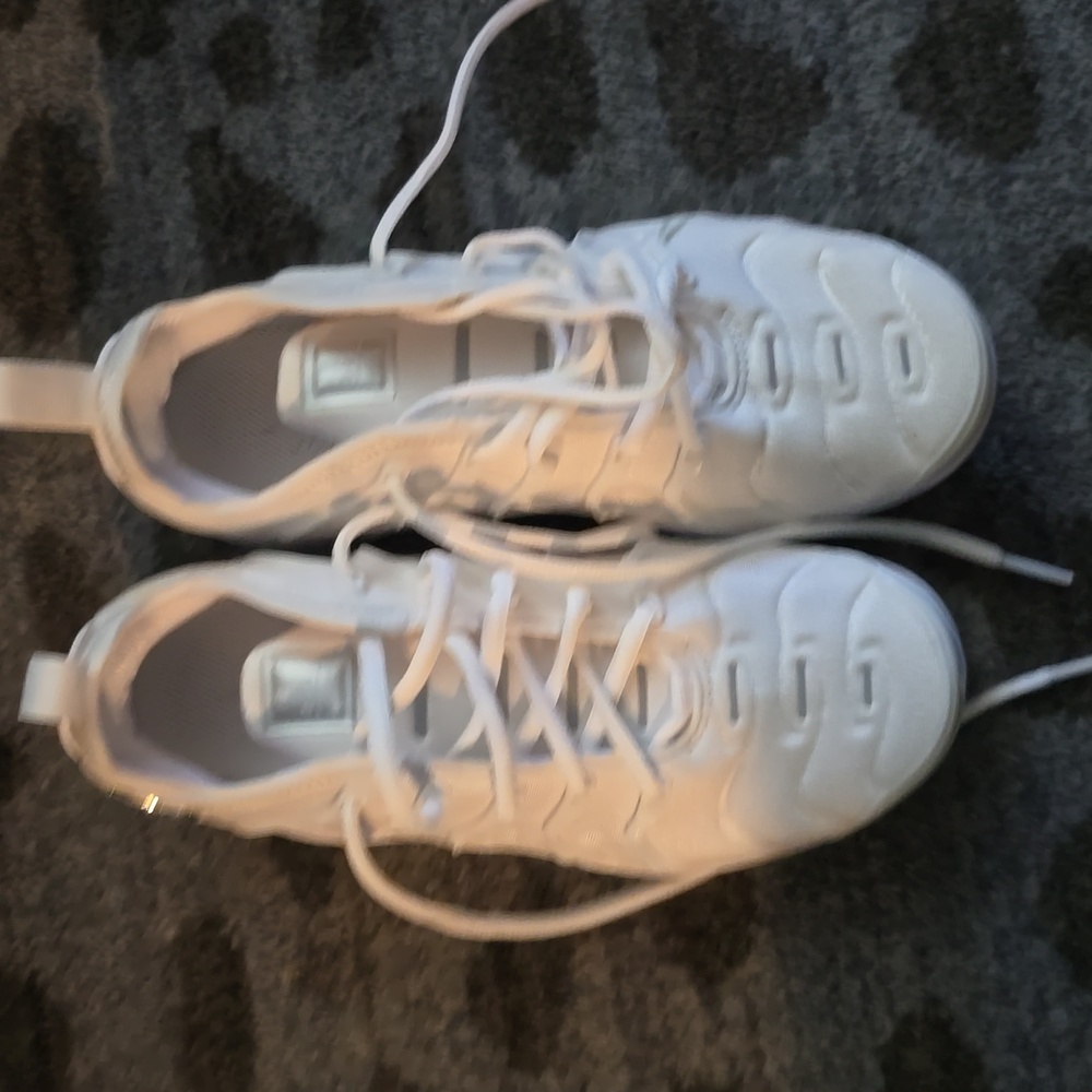 Nike Vapormax Plus - Picture 2 of 6